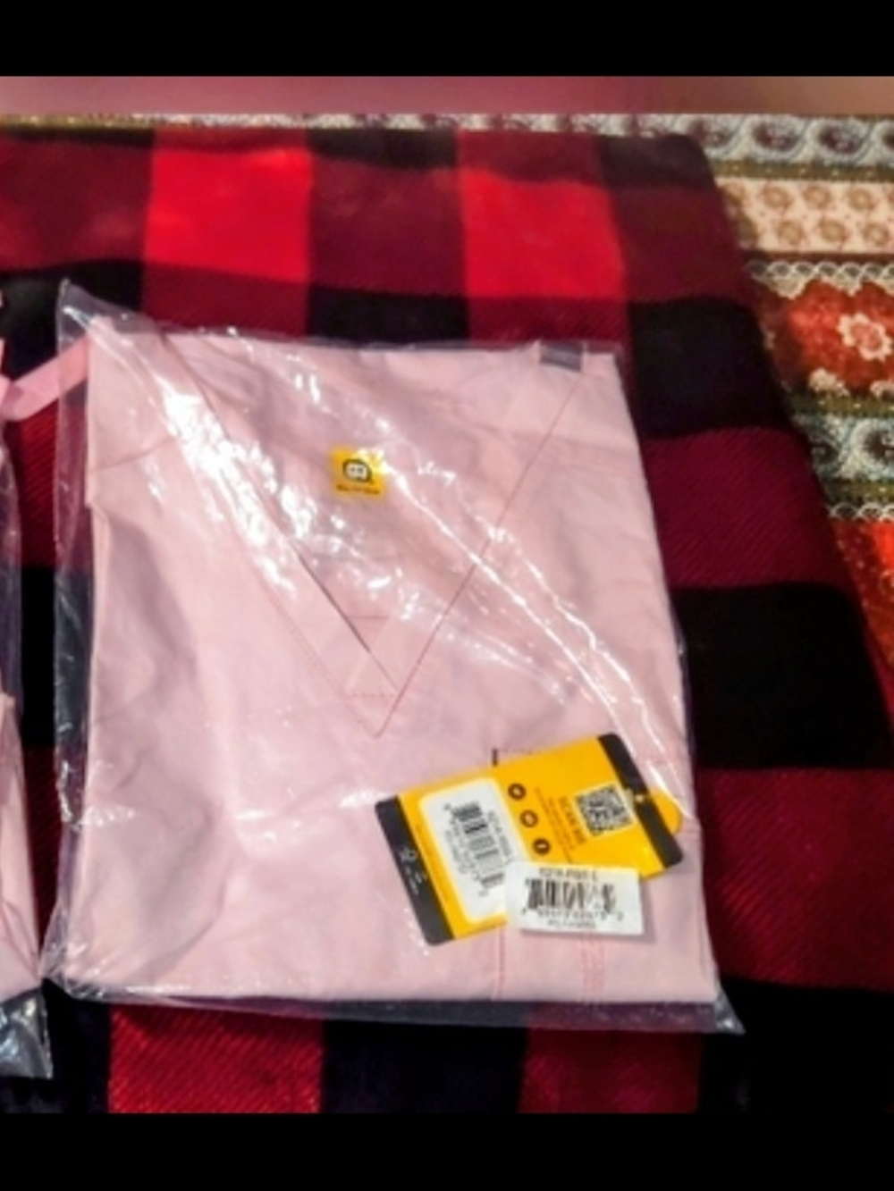 Wondwr-wink Soft Pink V-neck Womens Scrub Top. Sz Lg. NWT